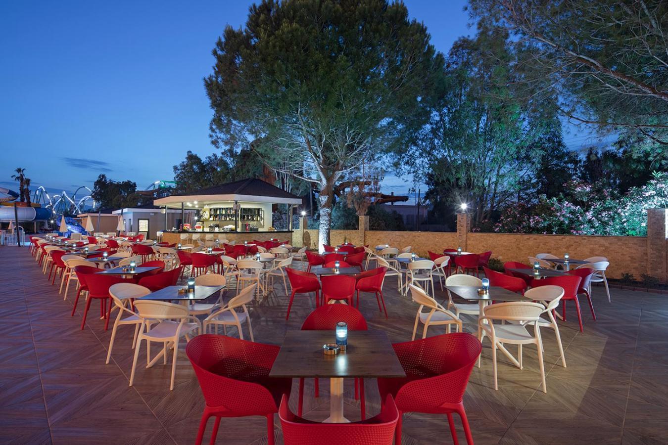 Aydinbey Queen's Palace & 5* Belek